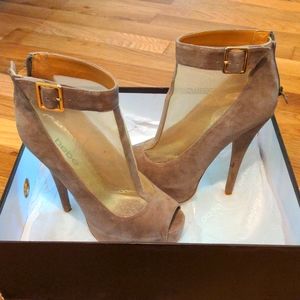 Bebe heels